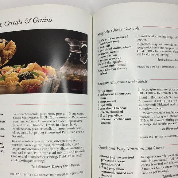 Vintage 1998 General Electric The Microwave Cookbook Cooking Made Easy Recipes - Picture 10 of 12